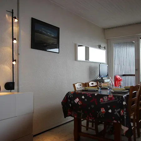 Cosy Pour 4 Pers. Avec Vue Sur La Vallee A - Fr-1-549-64 *